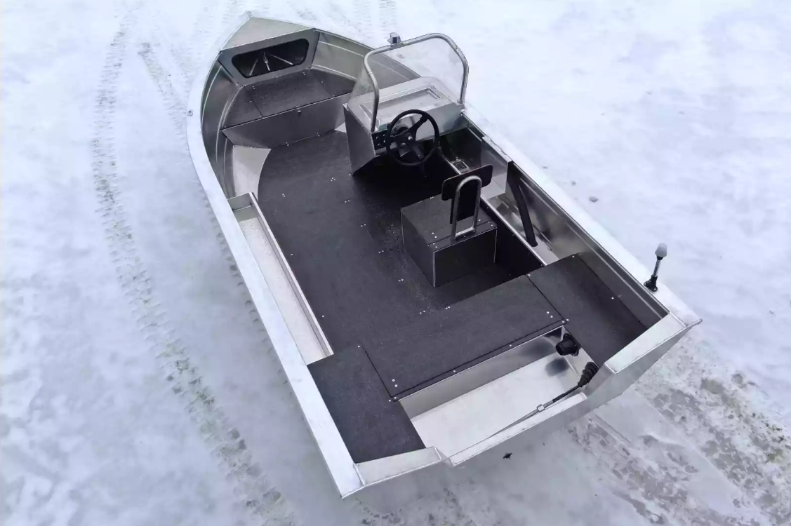Алюминиевая лодка Неман-400 С в Сыктывкаре