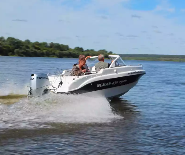 Стеклопластиковый катер Neman-450 Open в Сыктывкаре