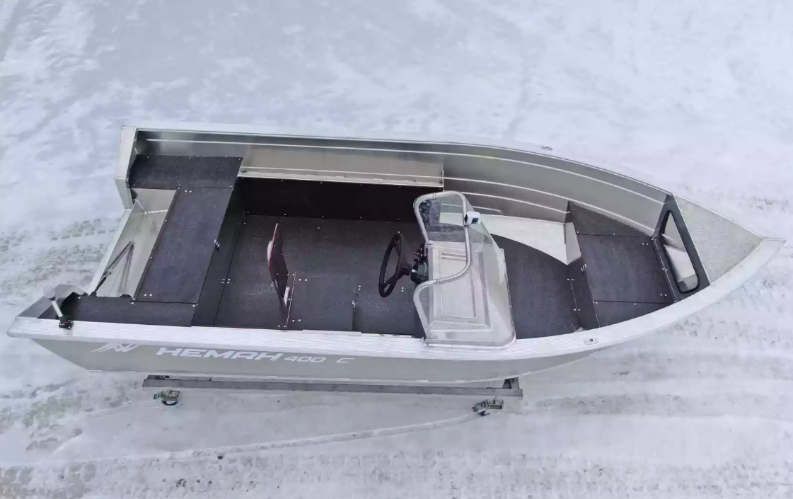 Алюминиевая лодка Неман-400 С в Сыктывкаре