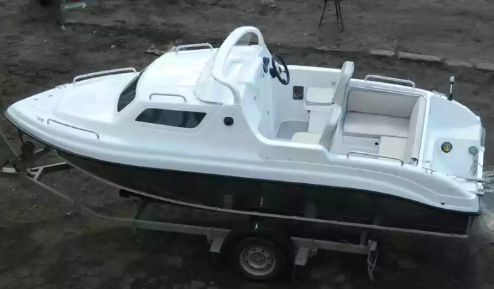 Комбинированный катер Neman-500 с каютой в Сыктывкаре