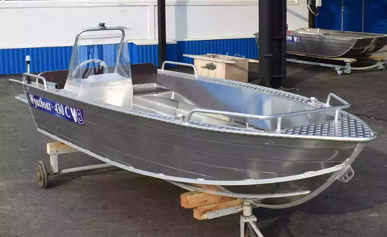 Алюминиевый катер Wyatboat-430 C в Сыктывкаре