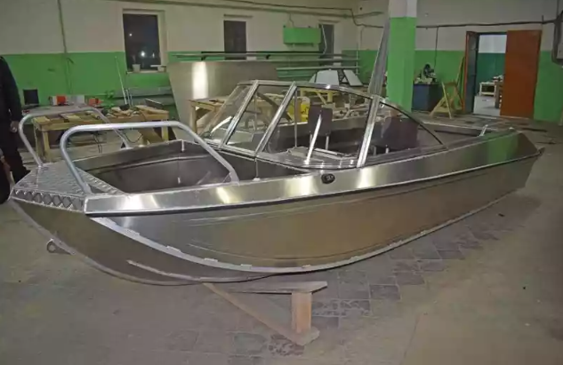 Алюминиевый катер Неман-500 DC (без покраски) в Сыктывкаре