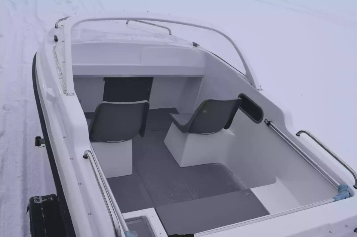 Стеклопластиковый катер Neman-450 в Сыктывкаре