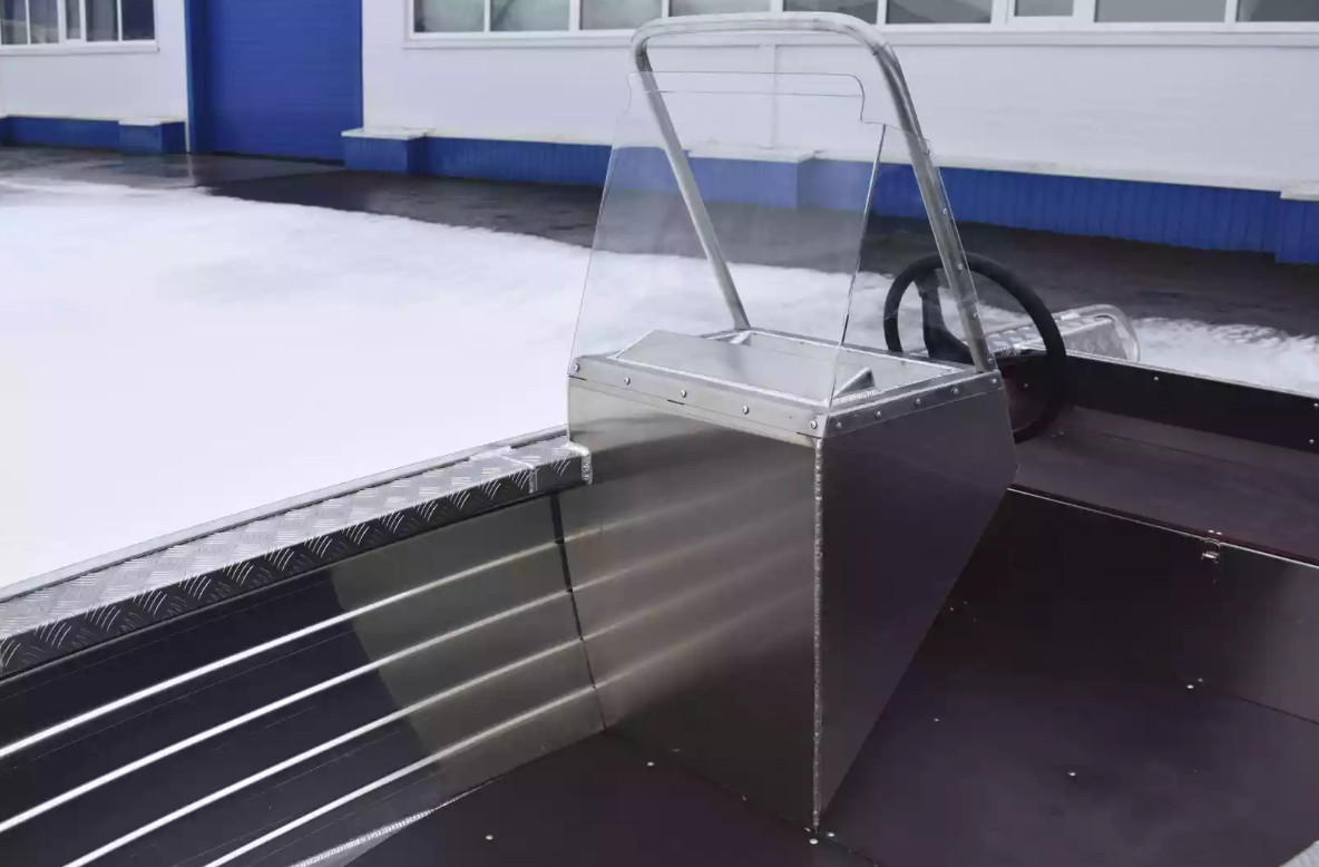 Алюминиевый катер Wyatboat-390 C в Сыктывкаре