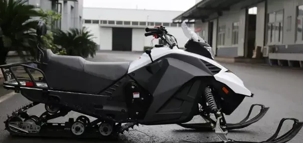 Снегоход ULAR 220 в Сыктывкаре