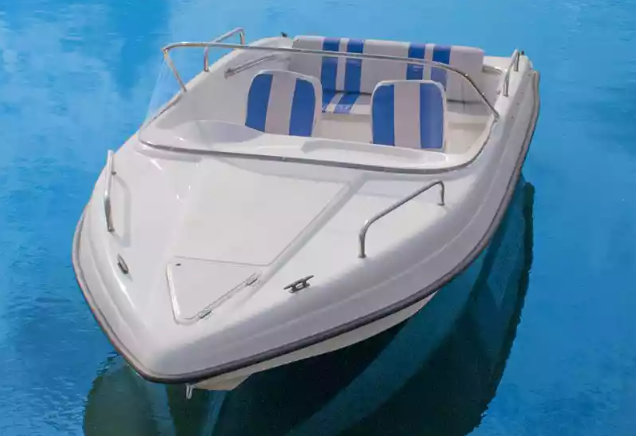 Стеклопластиковый катер Wyatboat-3 У в Сыктывкаре