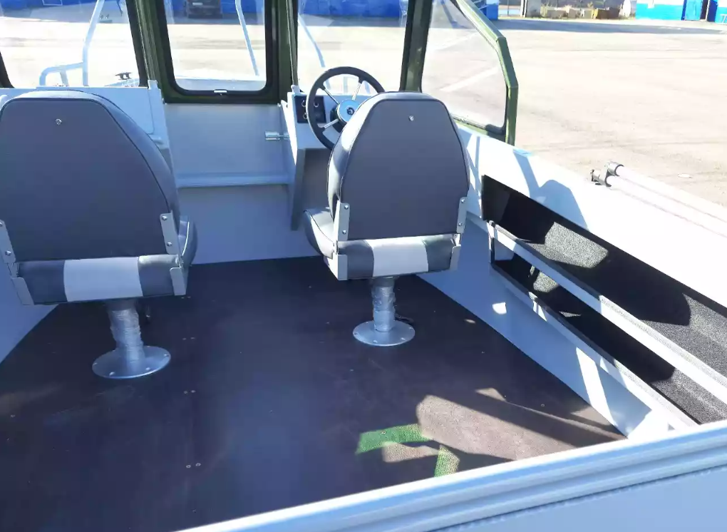 Алюминиевый катер Неман-550 DC Pro в Сыктывкаре