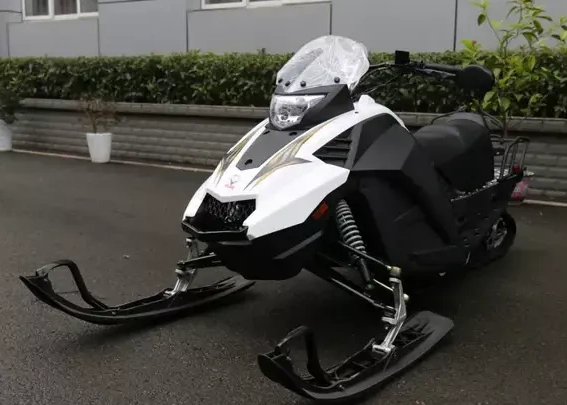 Снегоход ULAR 220 в Сыктывкаре