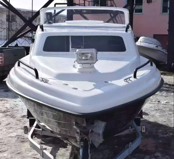 Комбинированный катер Neman-500 с каютой в Сыктывкаре