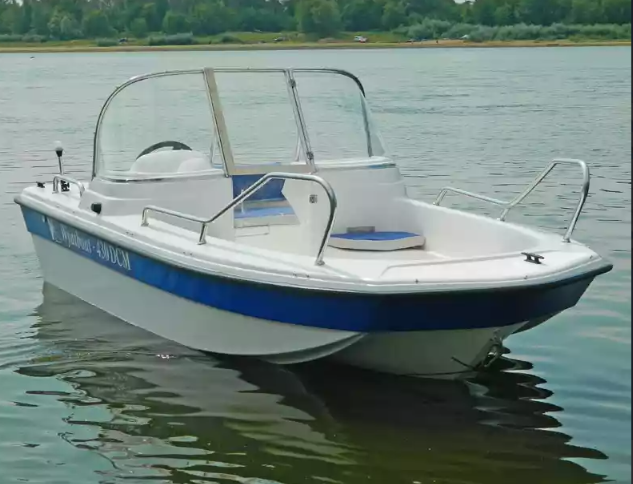 Стеклопластиковый катер Wyatboat-430 DCM (тримаран) в Сыктывкаре