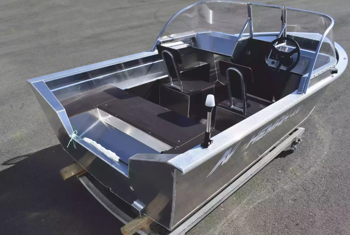 Алюминиевая лодка  Неман-400 DCM в Сыктывкаре