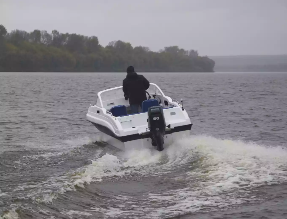 Стеклопластиковый катер Neman-500 Р в Сыктывкаре