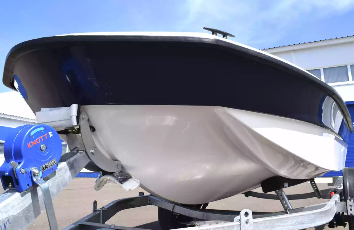 Стеклопластиковая лодка Wyatboat 430 тримаран в Сыктывкаре