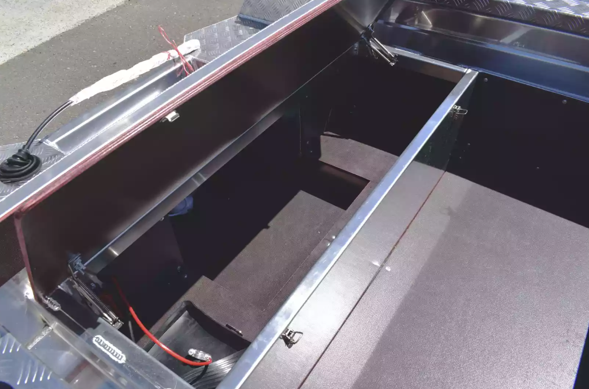 Алюминиевый катер Wyatboat-390 DCM в Сыктывкаре