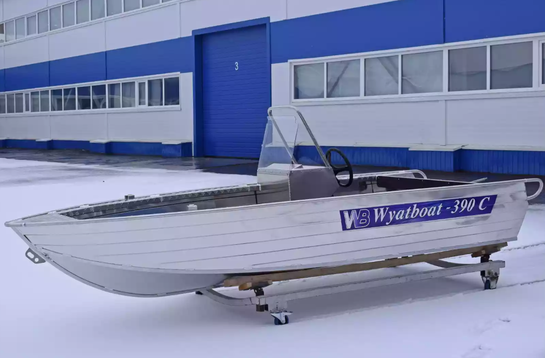 Алюминиевая лодка Wyatboat-390 C в Сыктывкаре