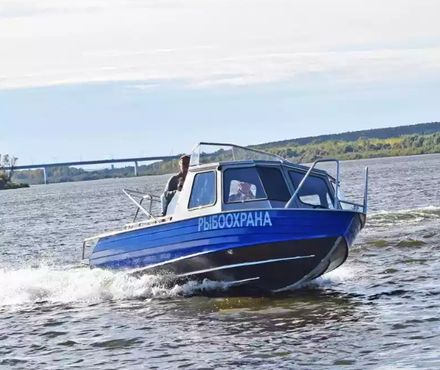 Алюминиевый катер Неман 550 с каютой в Сыктывкаре