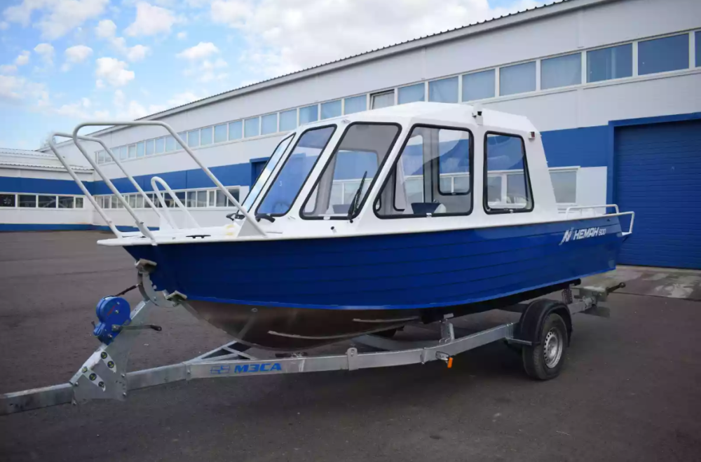 Алюминиевый катер Неман-500 (закрытая рубка) в Сыктывкаре