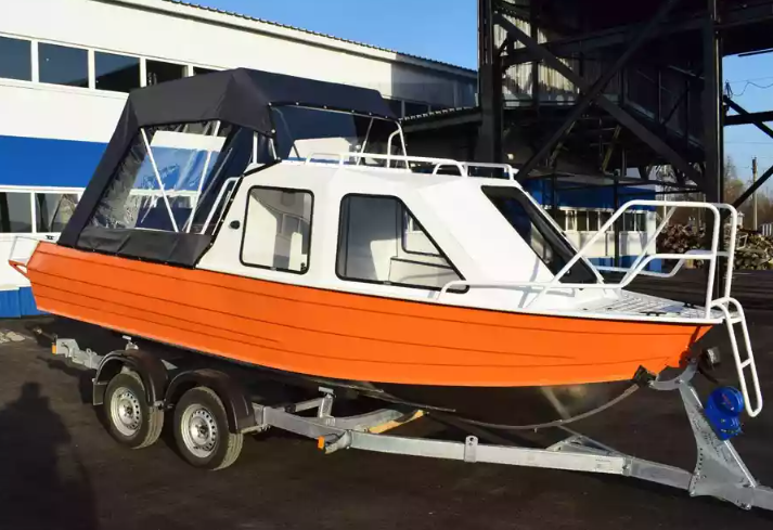 Алюминиевый катер Неман-500 (каютный) в Сыктывкаре