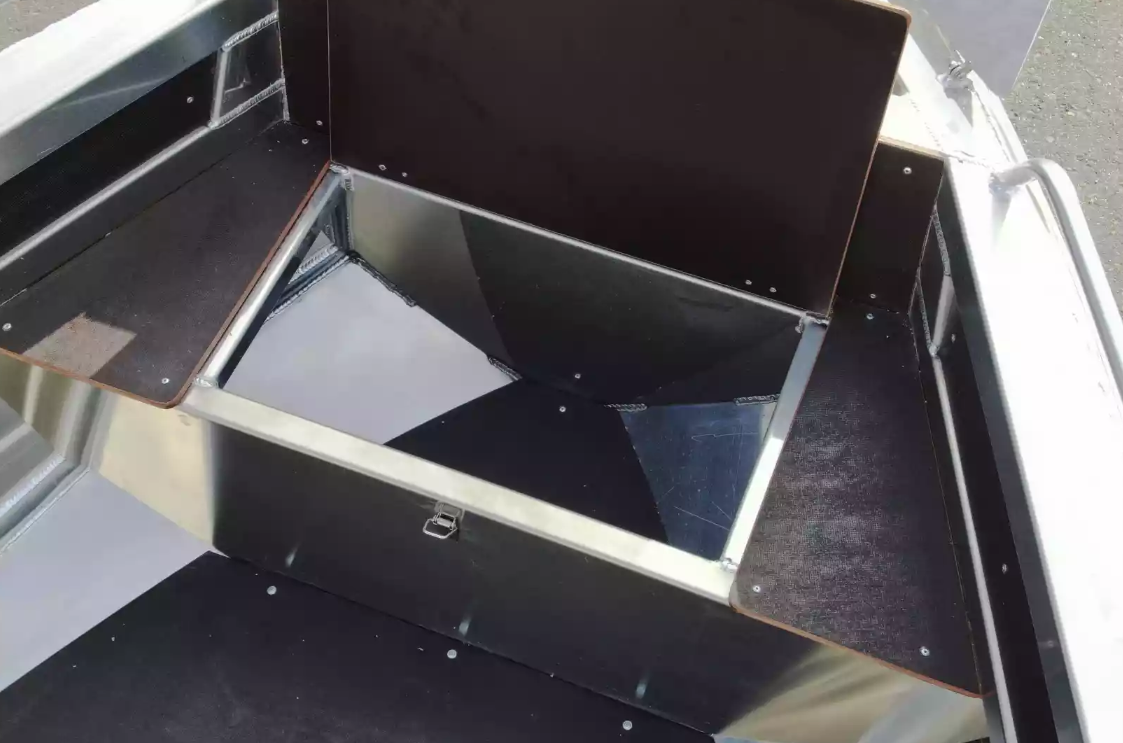 Алюминиевая лодка  Неман-480 Р в Сыктывкаре