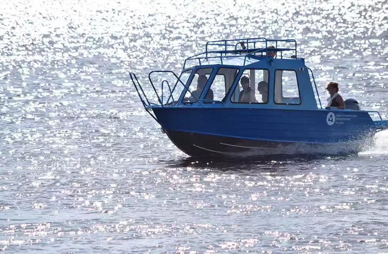 Алюминиевый катер Неман-500 (закрытая рубка) в Сыктывкаре