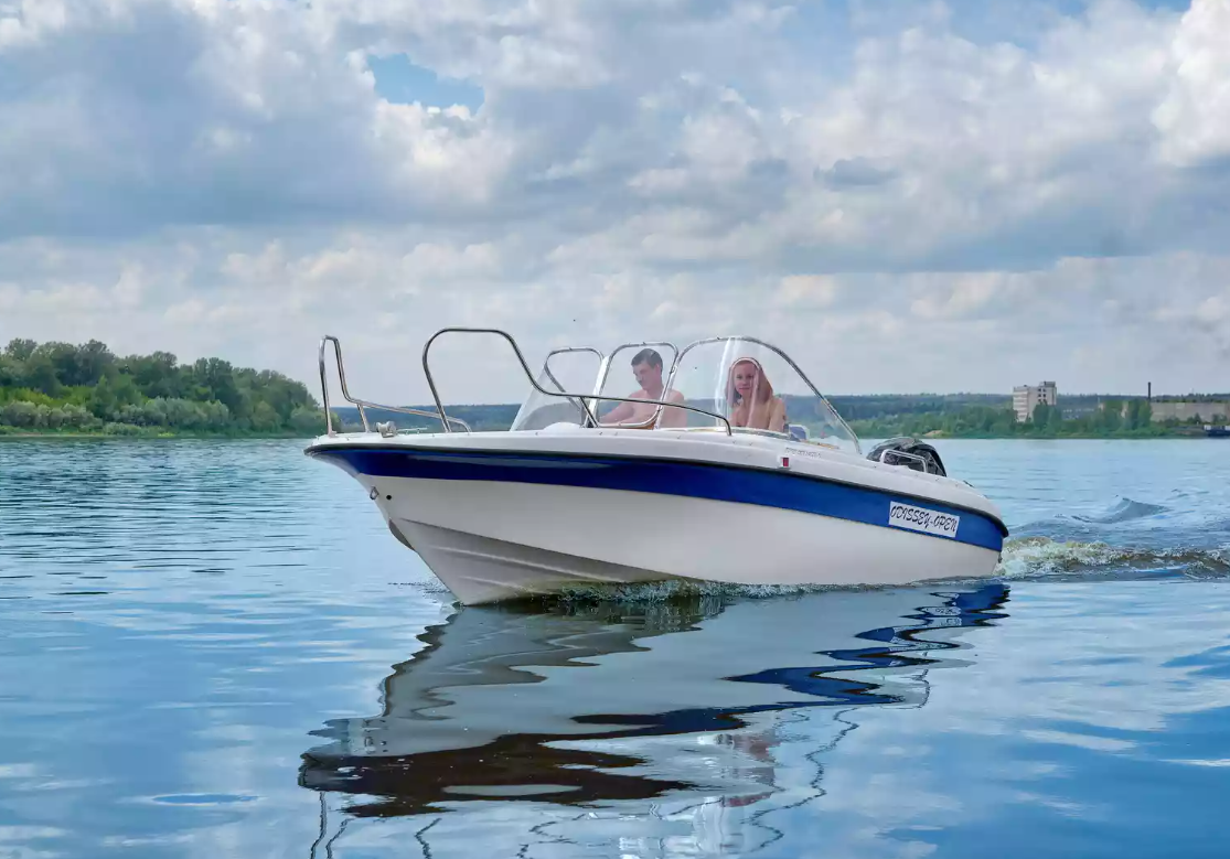 Стеклопластиковый катер Neman-530 Open в Сыктывкаре