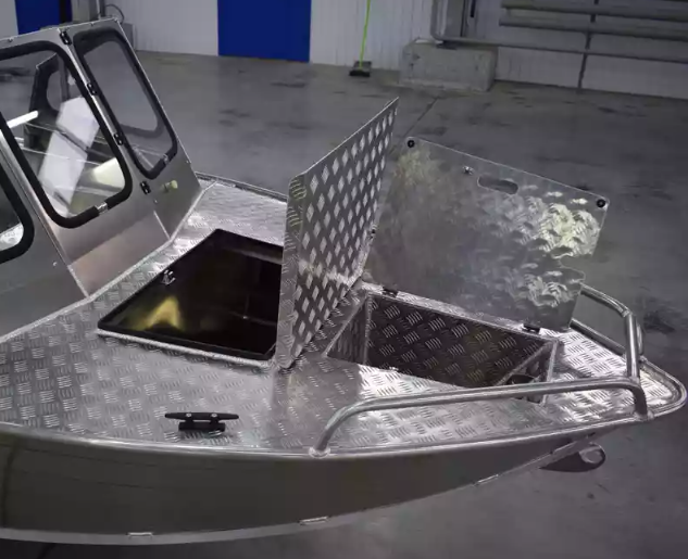 Алюминиевый катер Wyatboat-460 DCM Pro в Сыктывкаре