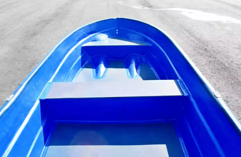 Стеклопластиковая лодка Neman-340 (тримаран) в Сыктывкаре