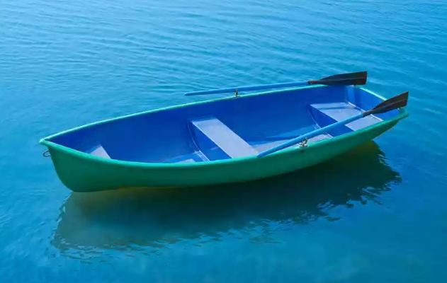 Стеклопластиковая лодка Дельфин в Сыктывкаре