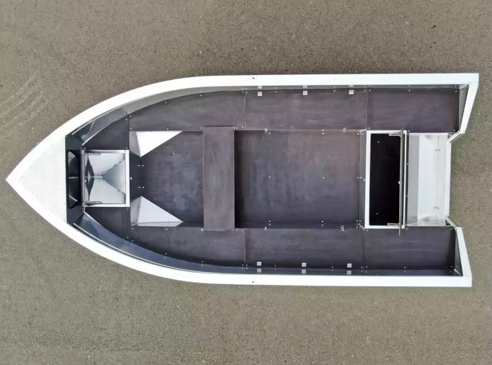 Алюминиевая лодка  Неман-420 в Сыктывкаре