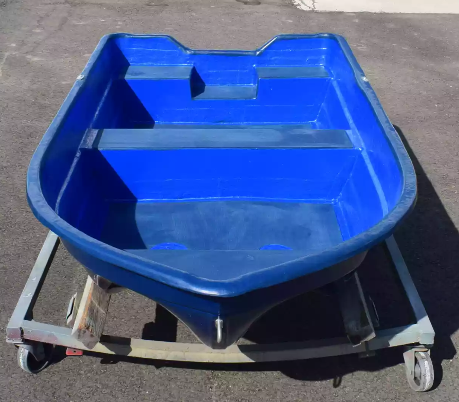 Стеклопластиковая лодка Neman-340 (тримаран) в Сыктывкаре