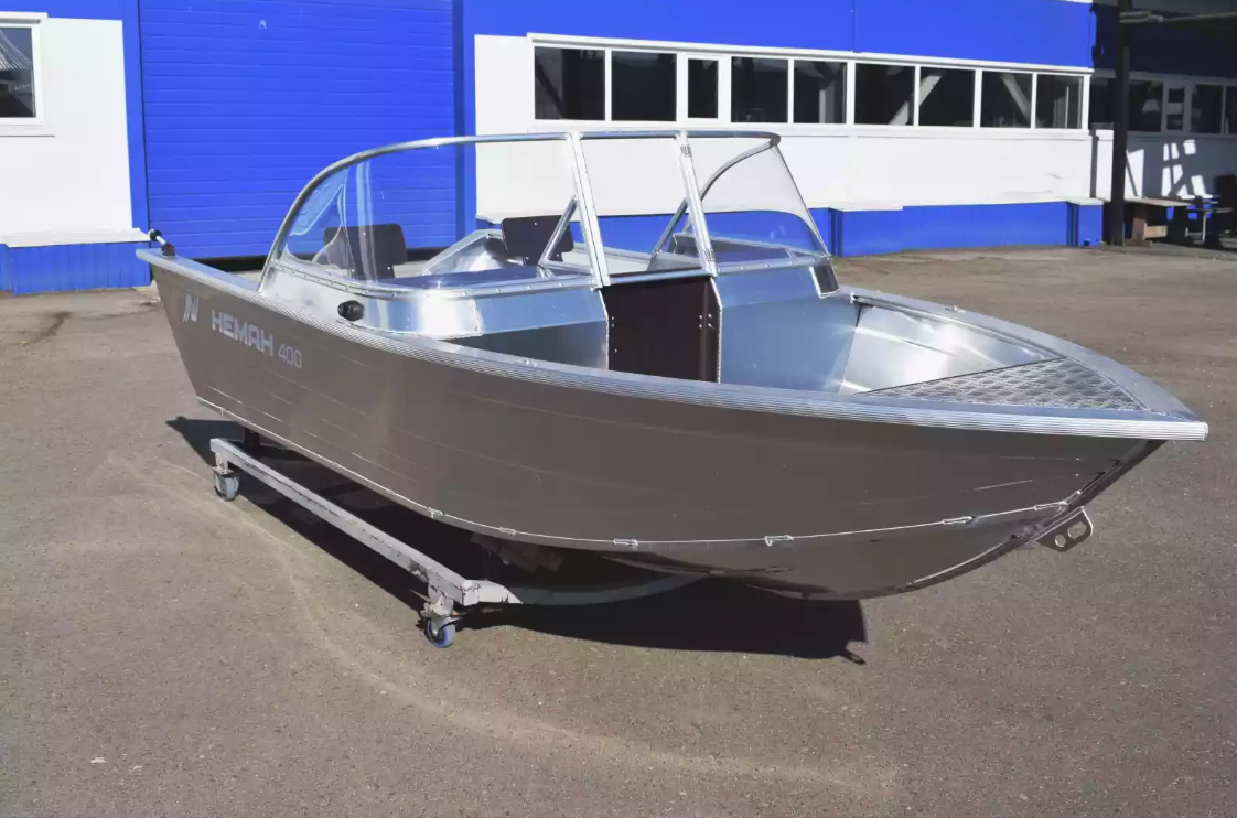 Алюминиевая лодка  Неман-400 DCM в Сыктывкаре