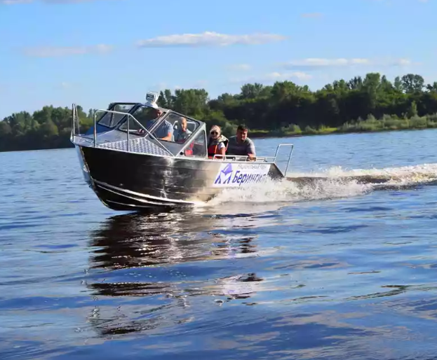 Алюминиевый катер Неман 550 в Сыктывкаре