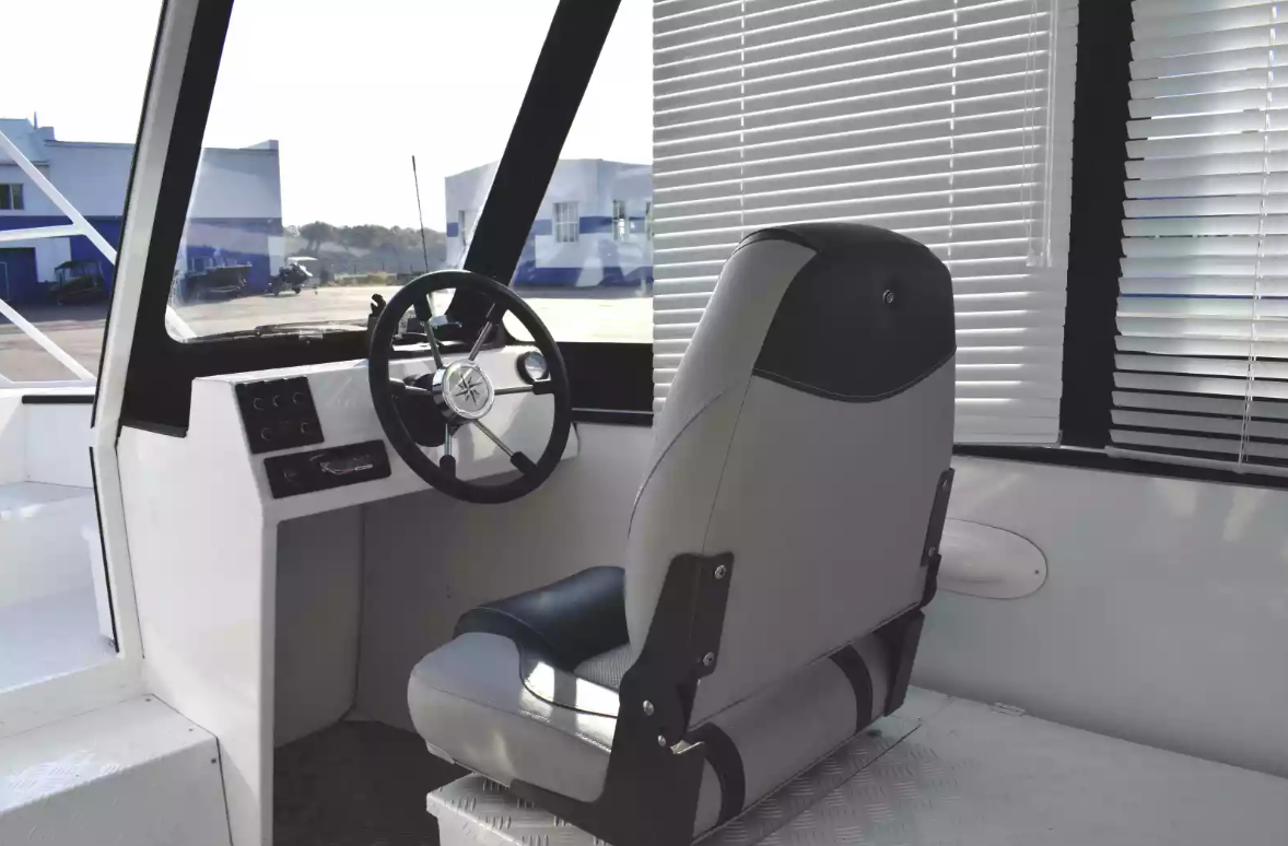 Алюминиевый катер Wyatboat-660 Cabin в Сыктывкаре
