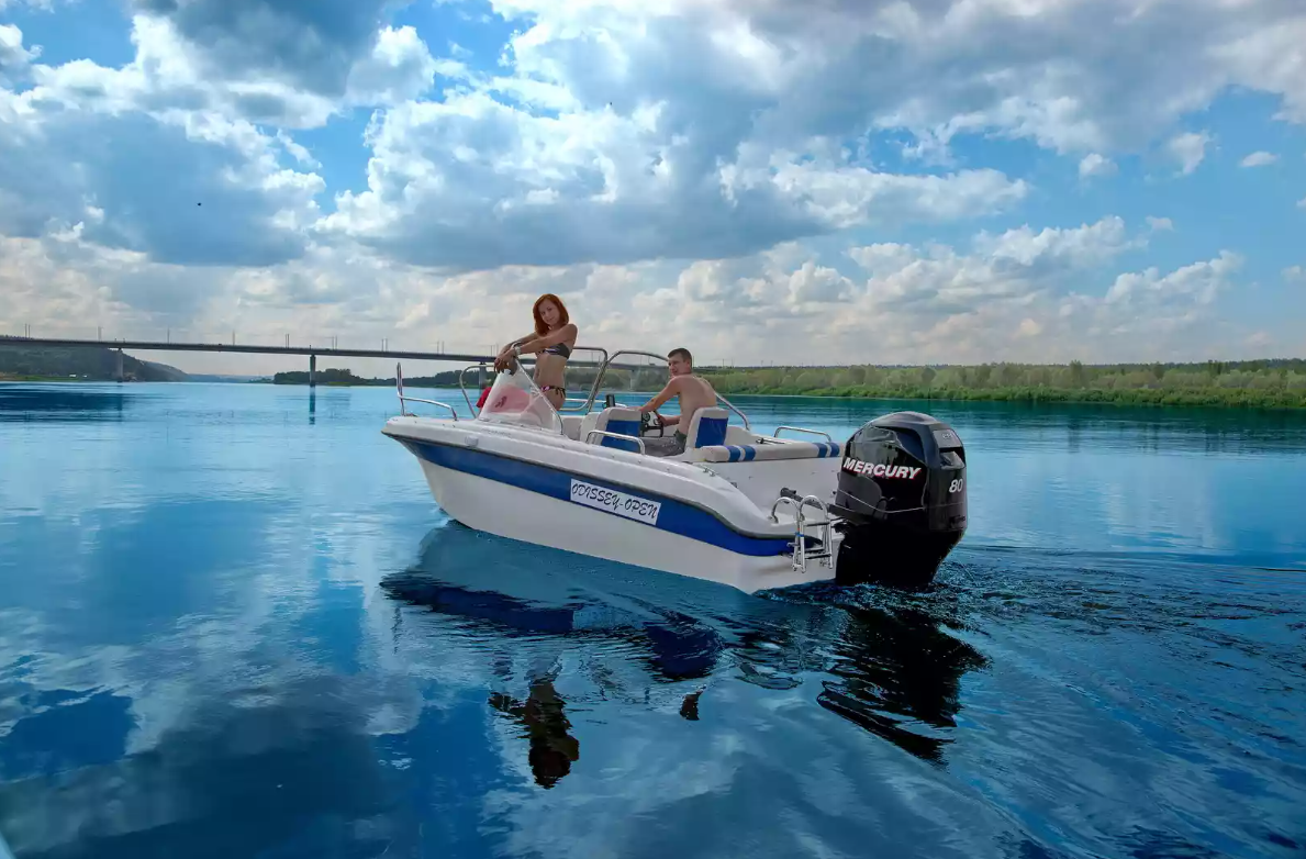 Стеклопластиковый катер Neman-530 Open в Сыктывкаре