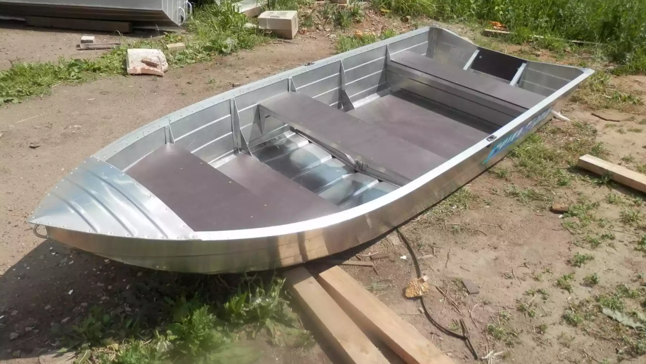 Алюминиевая лодка Вятка-Профи 32 в Сыктывкаре