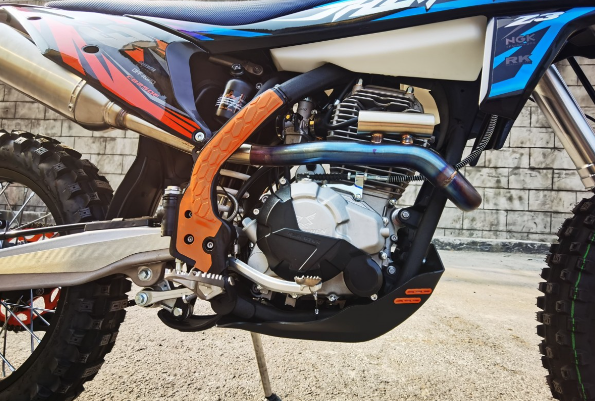 Мотоцикл JHLMOTO JHL Z3 CB250 (172FMM-3A) в Сыктывкаре