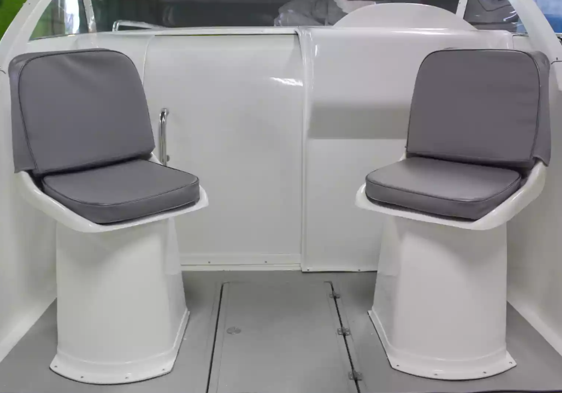 Стеклопластиковый катер Neman-550 с каютой в Сыктывкаре