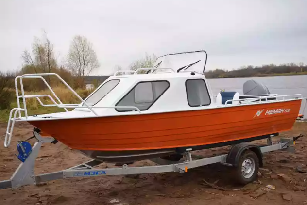 Алюминиевый катер Неман-500 (каютный) в Сыктывкаре
