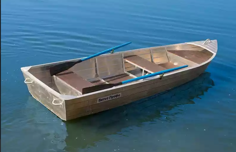 Алюминиевая лодка Вятка-Профи 37 в Сыктывкаре