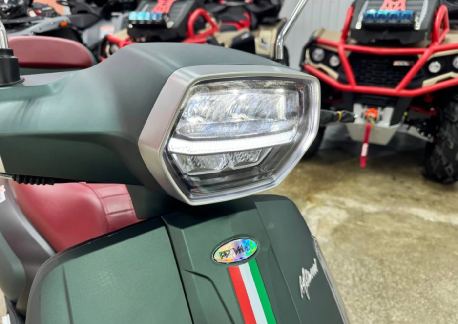 Скутер PROMAX Miami 240 (49) в Сыктывкаре