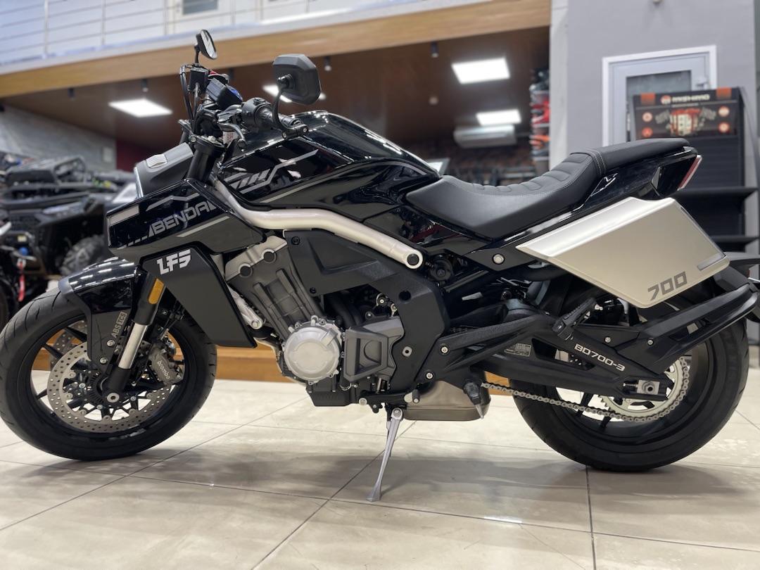 Мотоцикл Benda LFS 700 в Сыктывкаре