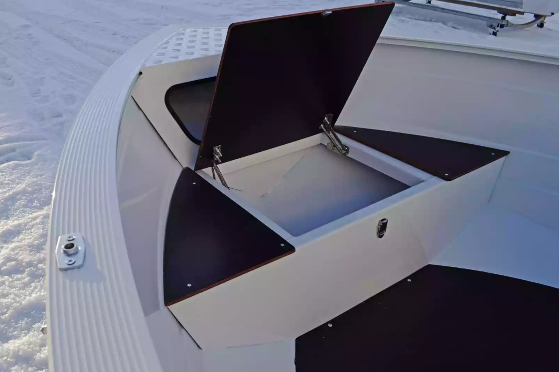 Алюминиевая лодка Неман-400 С в Сыктывкаре