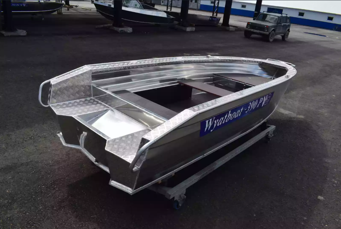 Алюминиевая лодка Wyatboat-390Р Увеличенный борт в Сыктывкаре