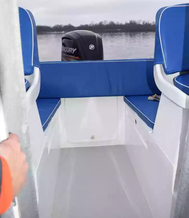 Комбинированный катер Neman-500 с каютой в Сыктывкаре