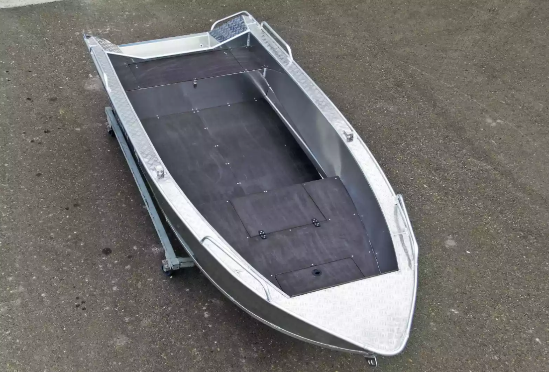 Алюминиевая лодка  Wyatboat-430М FISH в Сыктывкаре