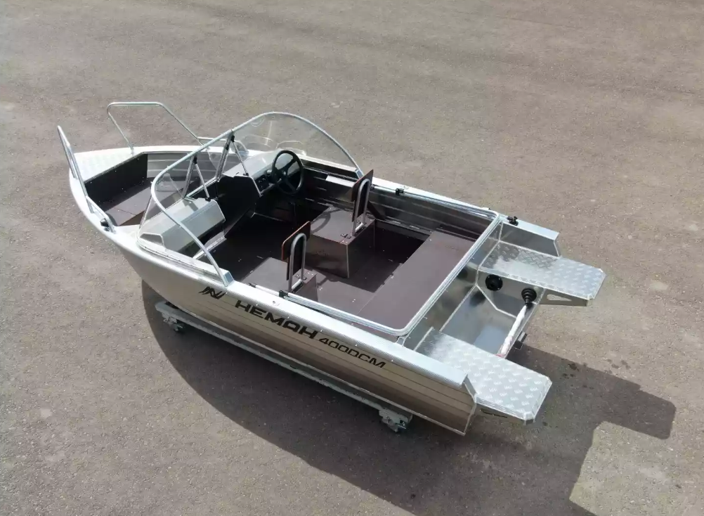Алюминиевая лодка  Неман-400 DCM NEW в Сыктывкаре