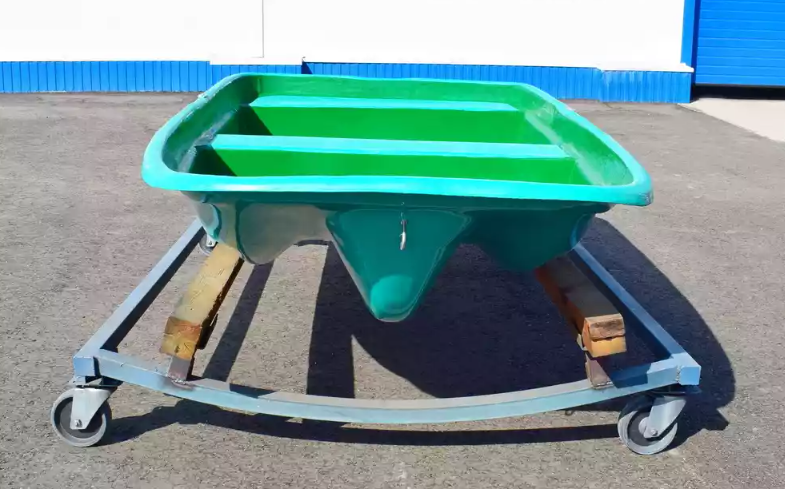 Стеклопластиковая лодка Старт (тримаран) в Сыктывкаре