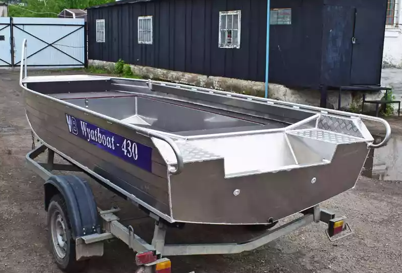 Алюминиевая лодка  Wyatboat-430 Master в Сыктывкаре