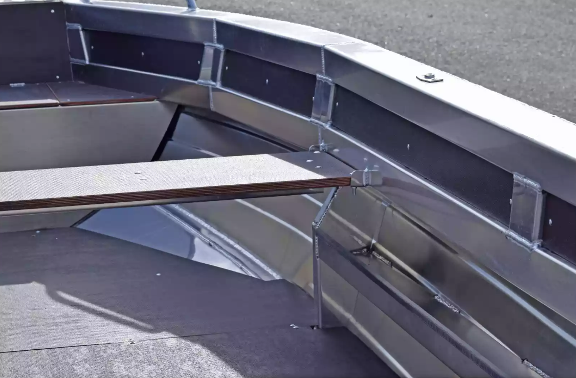 Алюминиевая лодка  Неман-480 Р в Сыктывкаре