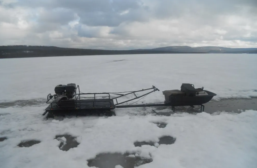 Мотобуксировщик AhtaR L 9 в Сыктывкаре